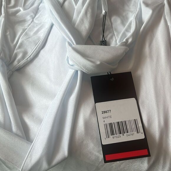 La Femme - 28677 Deep V-neck Jersey Sheath Dress size 4 white NWT $326 - Picture 6 of 6